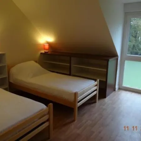 度假居 House La Poulardiere 2 *